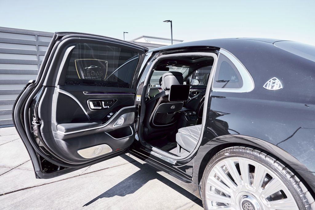 Used 2021 Mercedes-Benz Maybach S 580 4MATIC image 28