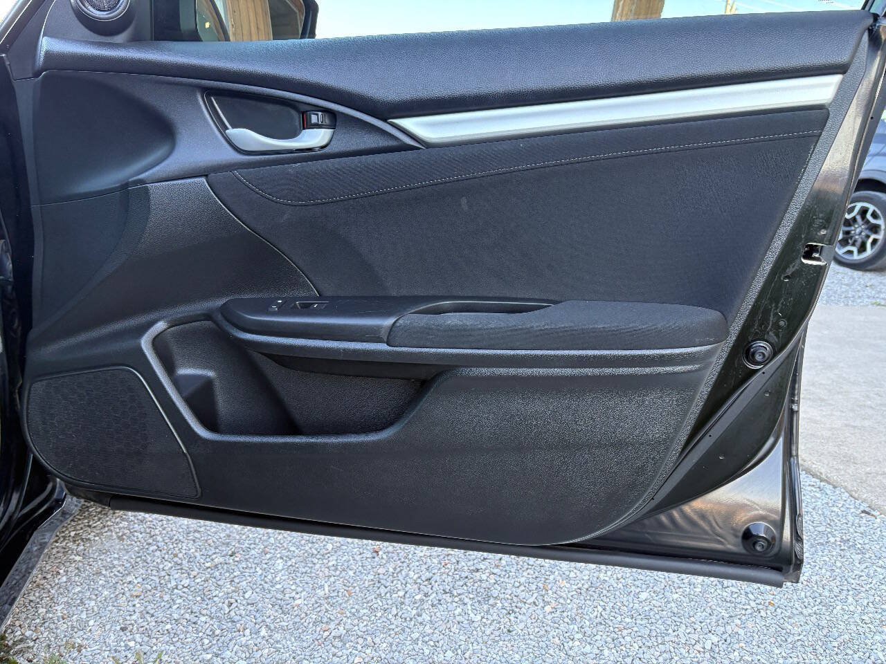 Used 2018 Honda Civic EX image 23