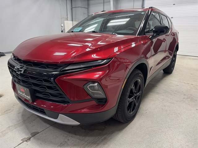 Used 2023 Chevrolet Blazer LT w/ Convenience Package AWD/4WD image 3