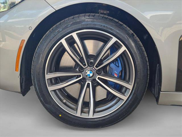 Used 2022 BMW 750i xDrive w/ Executive Package AWD/4WD image 24