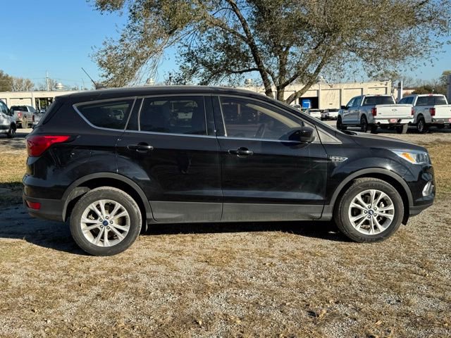Used 2019 Ford Escape SE image 6