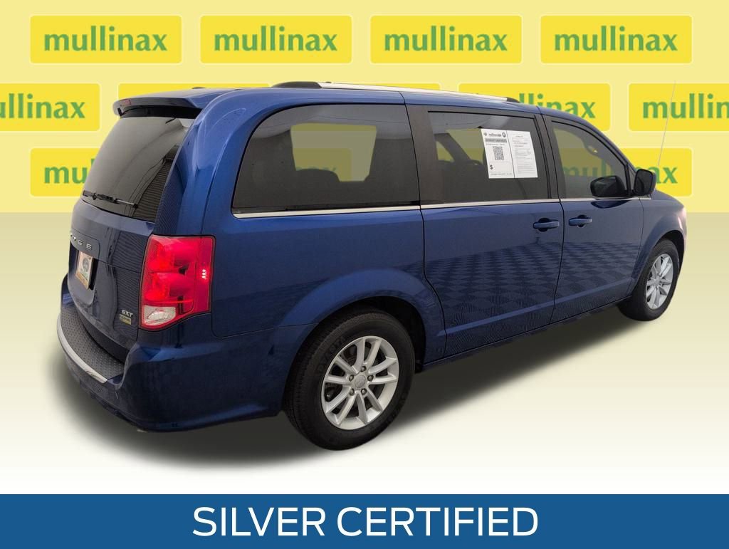 Used 2019 Dodge Grand Caravan SXT w/ Rear Park Assist Package image 3