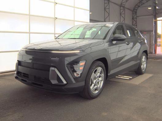 Used 2025 Hyundai Kona SE FWD image 2