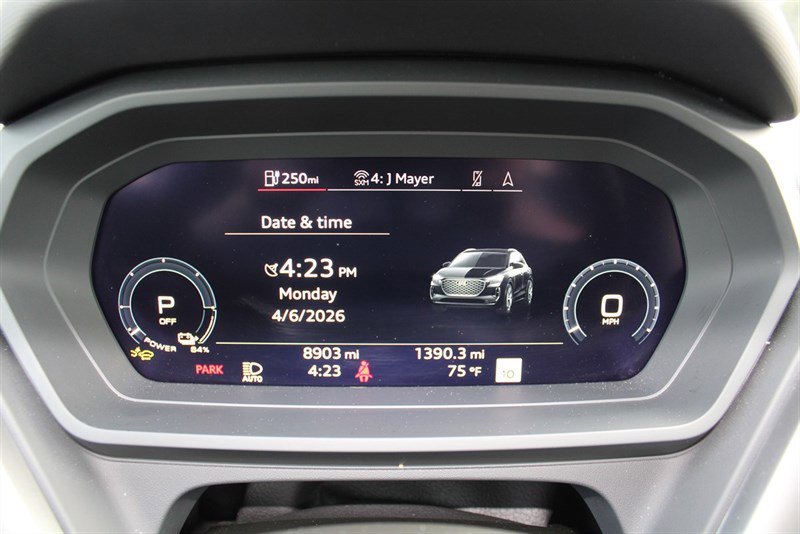 Used 2025 Audi Q4 e-tron Premium Plus w/ Premium Plus AWD/4WD image 9