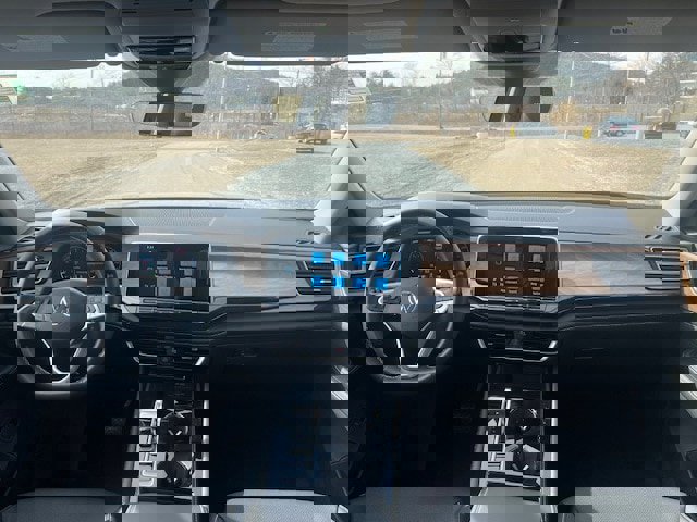 New 2026 Volkswagen Atlas SE image 13