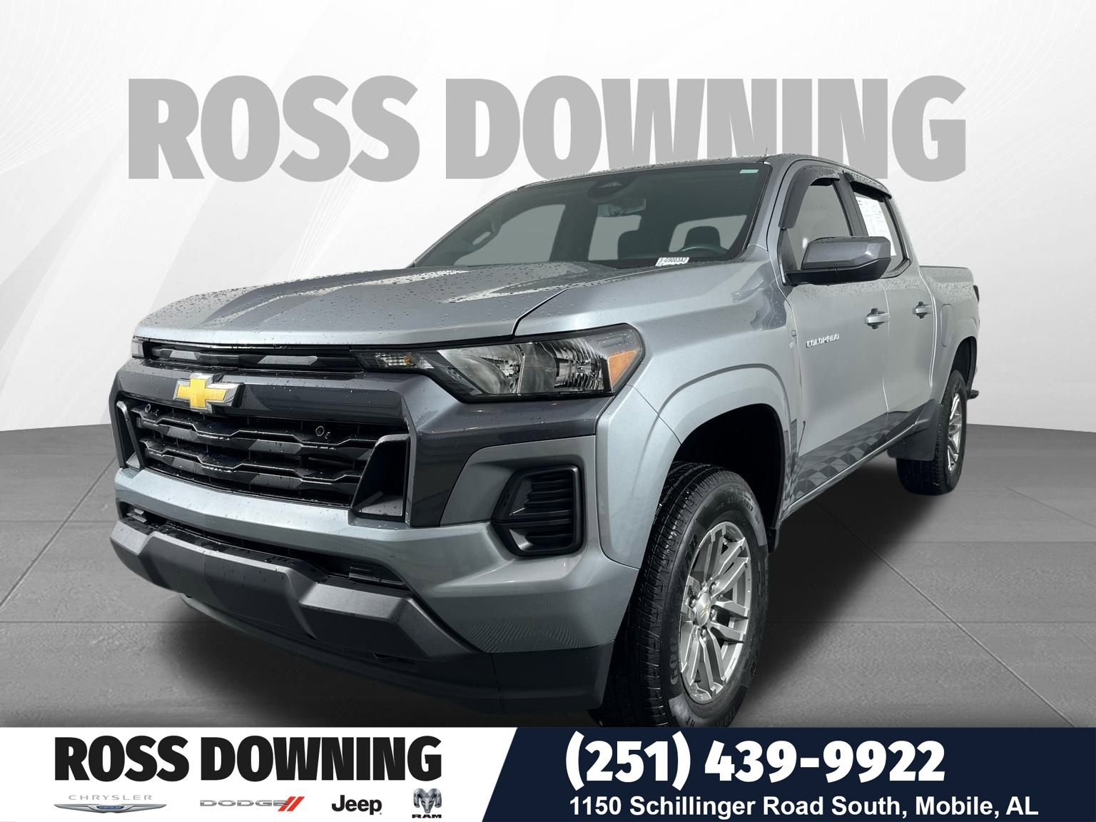 Used 2024 Chevrolet Colorado LT image 1