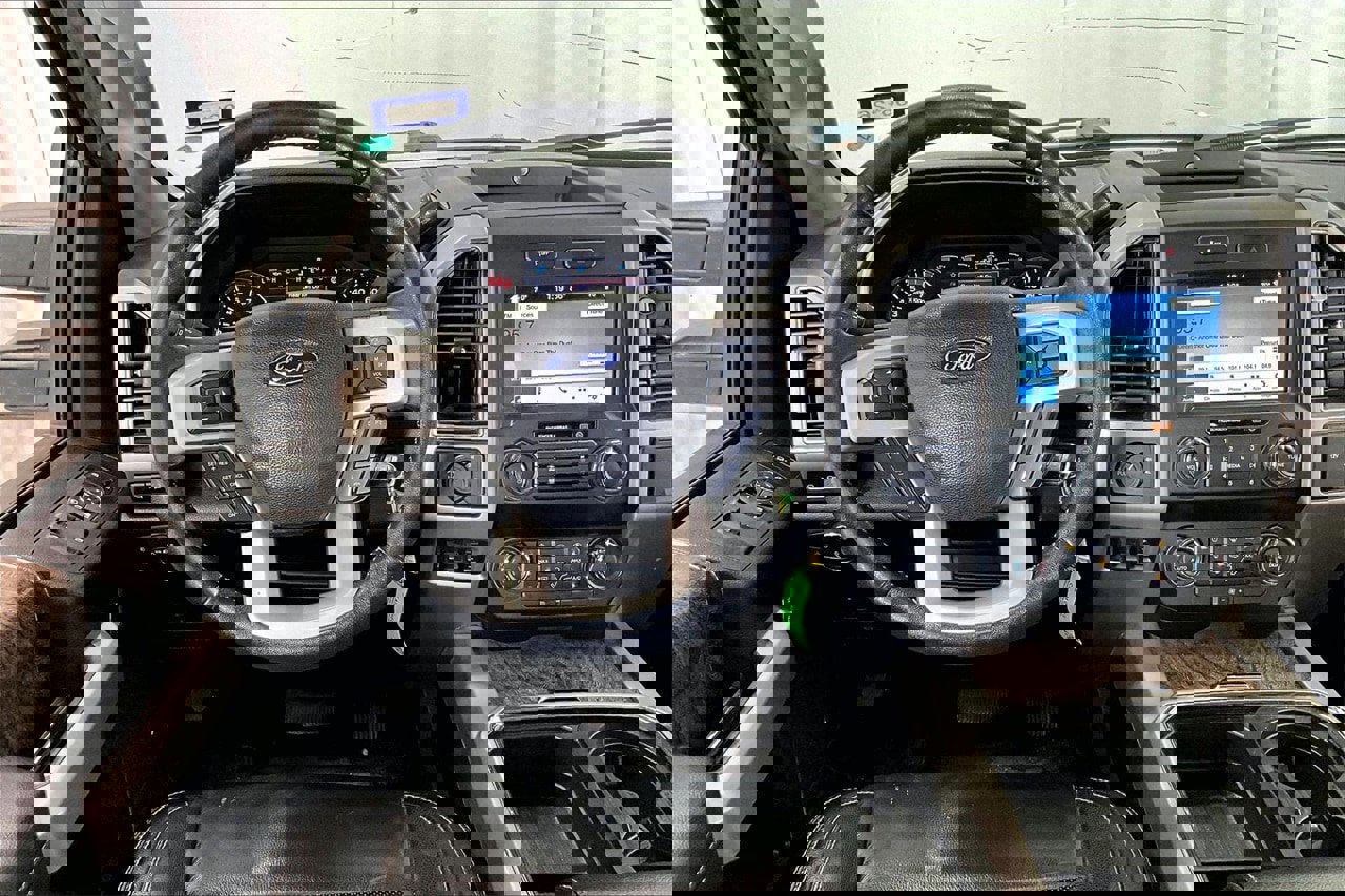 Used 2019 Ford F250 Lariat image 14