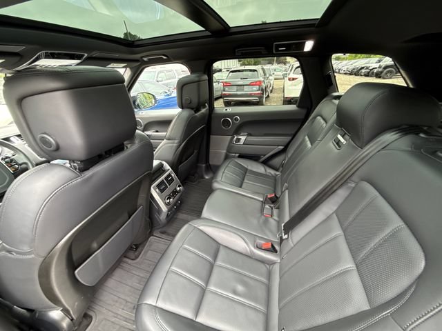 Used 2020 Land Rover Range Rover Sport HSE AWD/4WD image 37