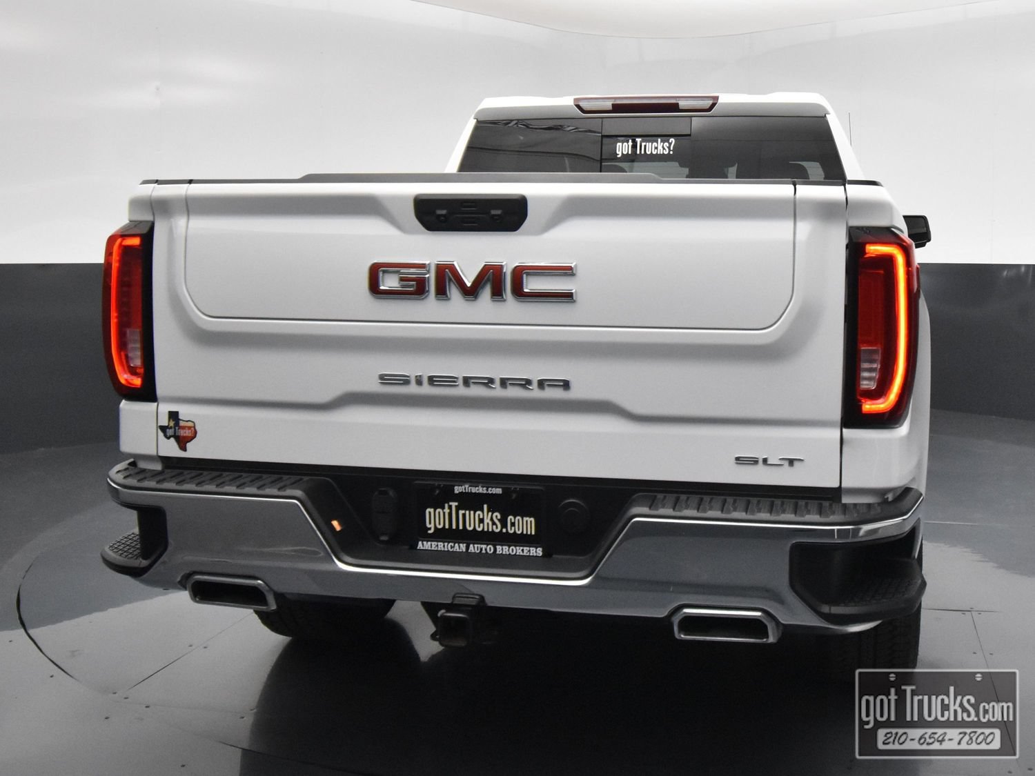 Used 2023 GMC Sierra 1500 SLT w/ SLT Premium Package AWD/4WD image 6