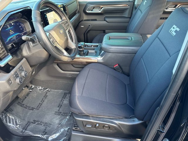Used 2022 Chevrolet Silverado 1500 LT Trail Boss w/ Convenience Package II AWD/4WD image 19