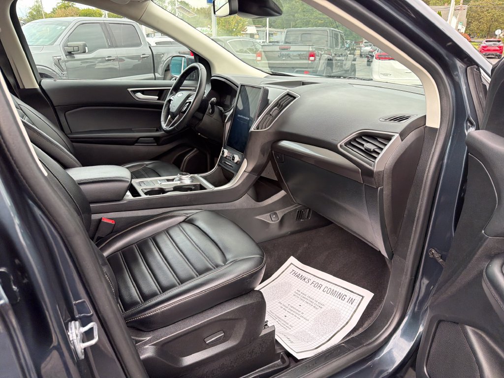 Used 2024 Ford Edge SEL w/ Convenience Package AWD/4WD image 17