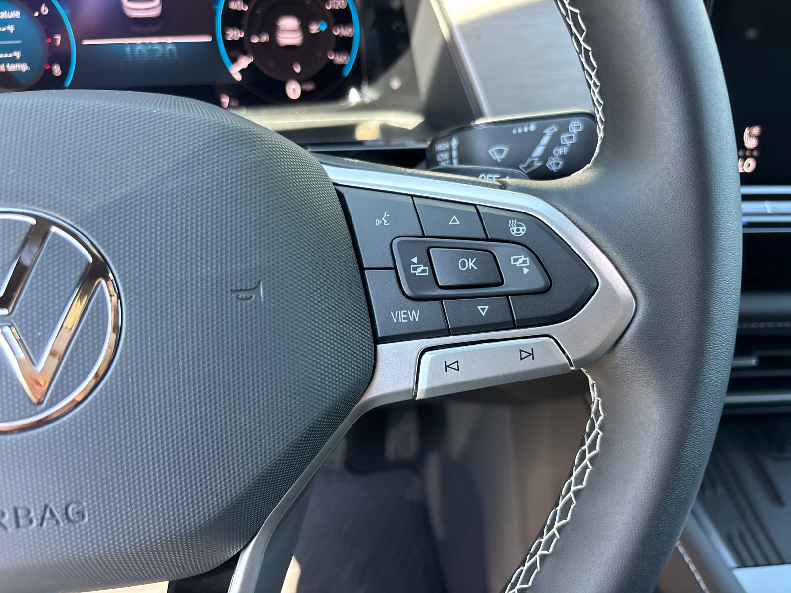 New 2026 Volkswagen Atlas Cross Sport SE AWD/4WD image 18
