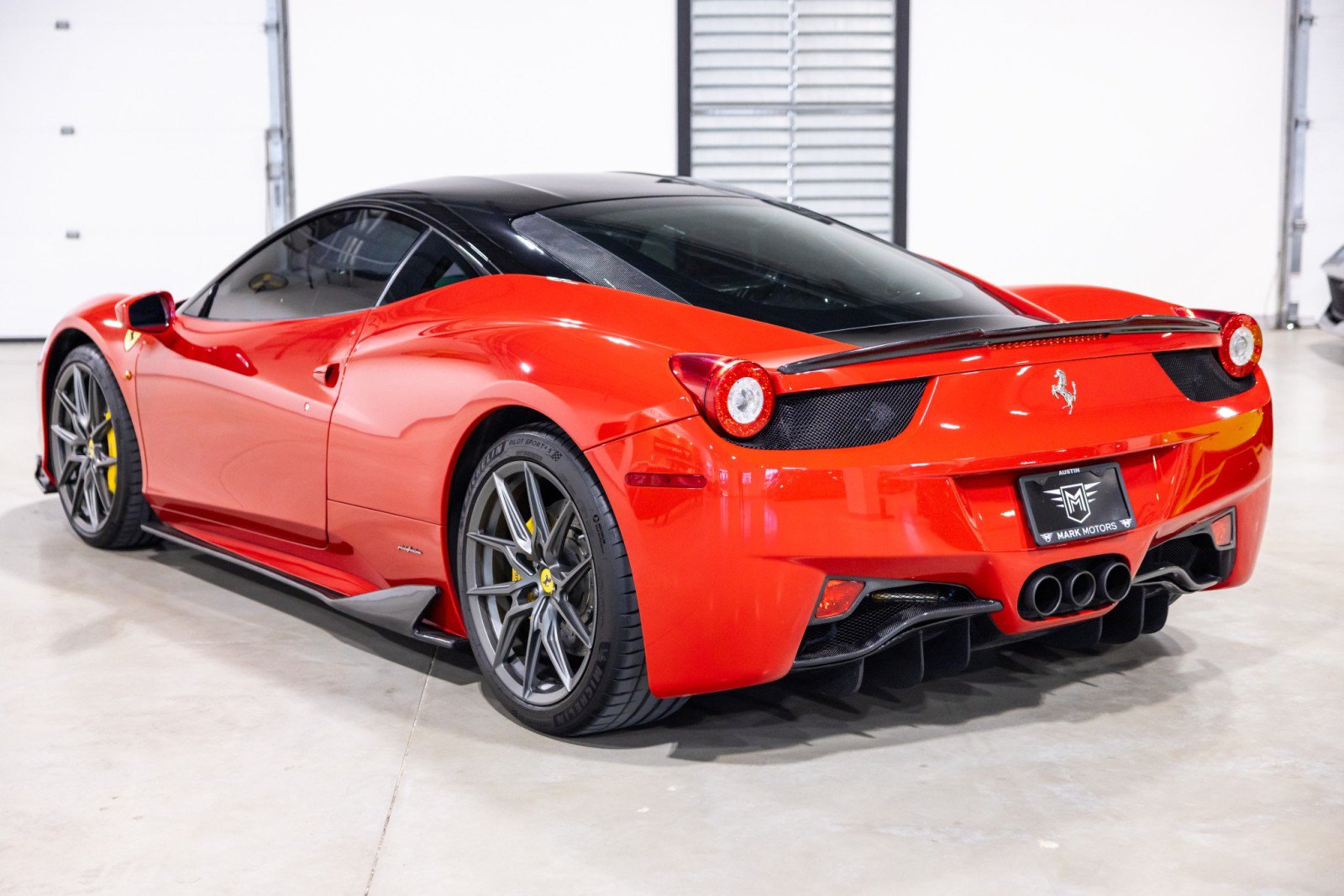 Used 2012 Ferrari 458 Italia Coupe RWD image 7