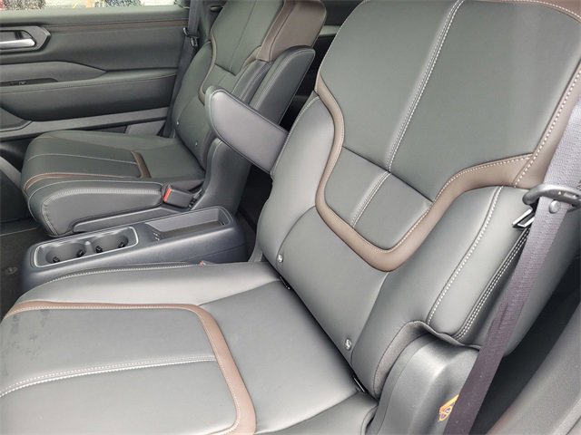 New 2025 Nissan Armada SL w/ Captain's Chari Seat Package image 5