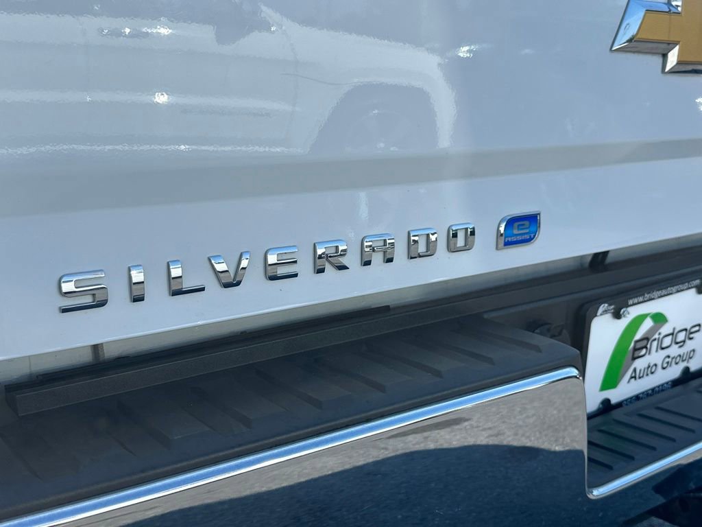 Used 2018 Chevrolet Silverado 1500 LT w/ LT Eassist Package image 11