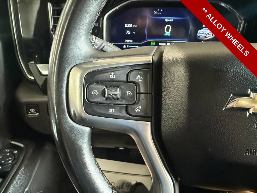 Used 2023 Chevrolet Silverado 1500 LT AWD/4WD image 18