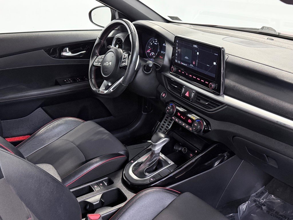 Used 2023 Kia Forte GT image 10