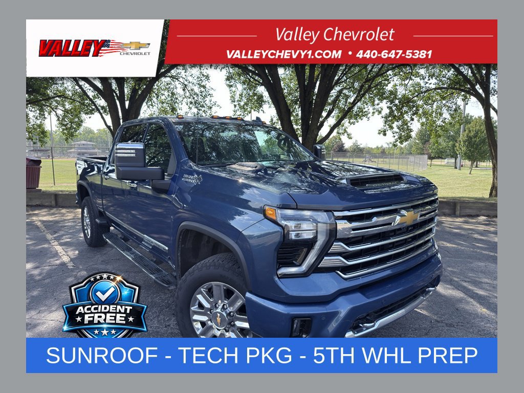 Used 2026 Chevrolet Silverado 2500 High Country w/ Technology Package AWD/4WD image 1