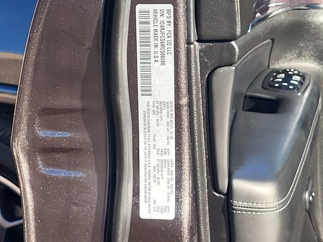 Used 2021 Jeep Grand Cherokee Overland AWD/4WD image 28