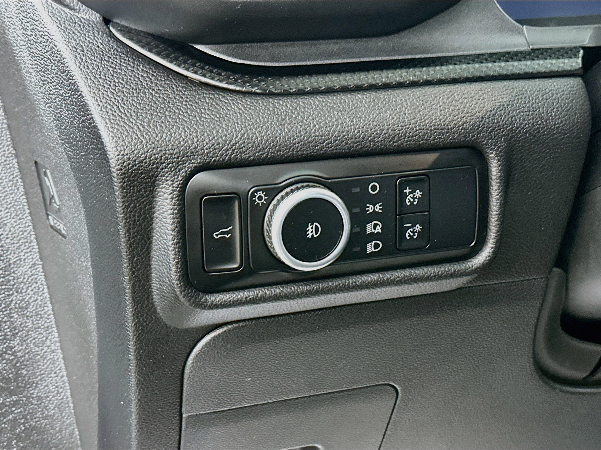 Used 2023 Ford Explorer ST w/ Equipment Group 401A AWD/4WD image 10
