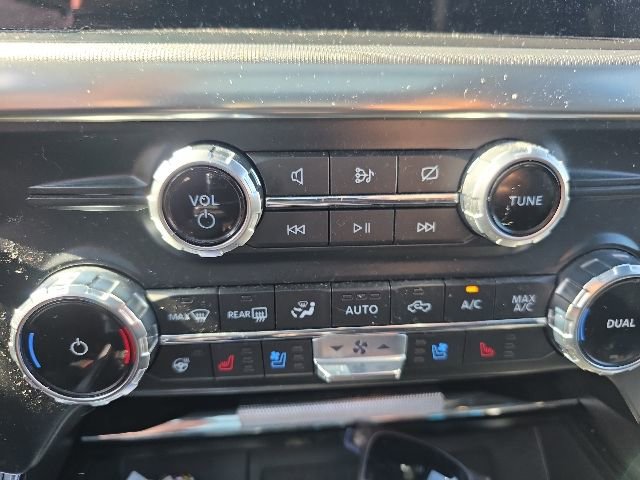 Used 2022 Ford F150 Raptor w/ Raptor 37 Performance Package AWD/4WD image 23