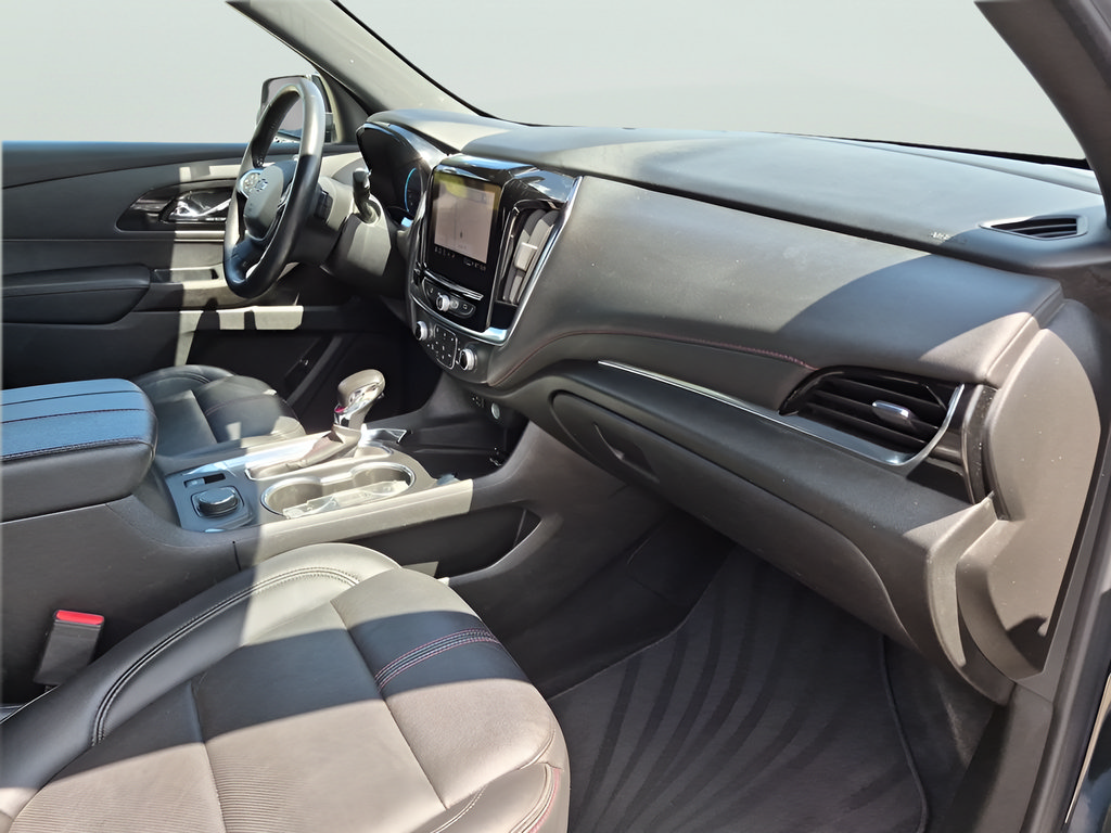 Used 2022 Chevrolet Traverse RS FWD image 42