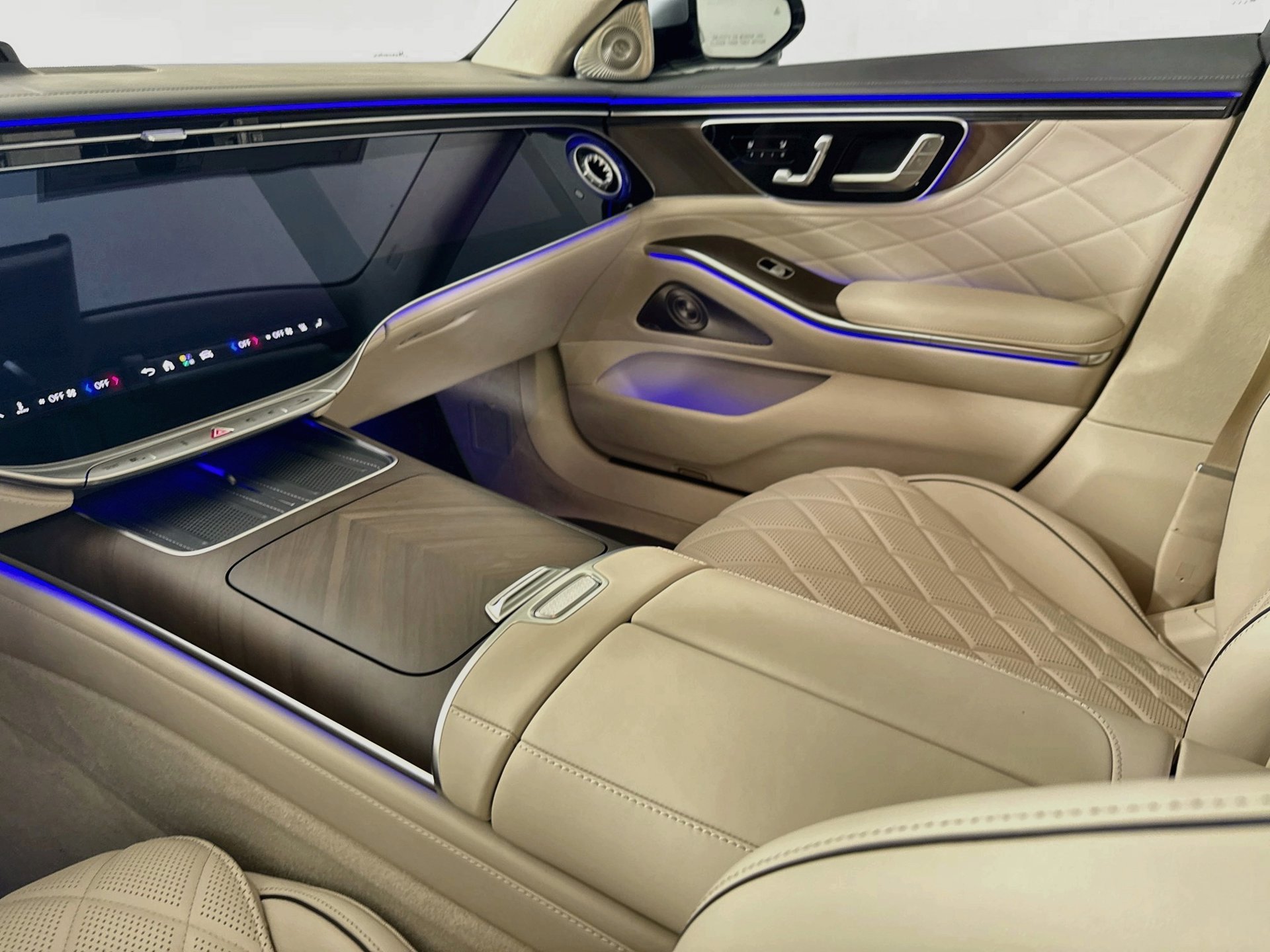 New 2027 Mercedes-Benz S 580 4MATIC Sedan image 25