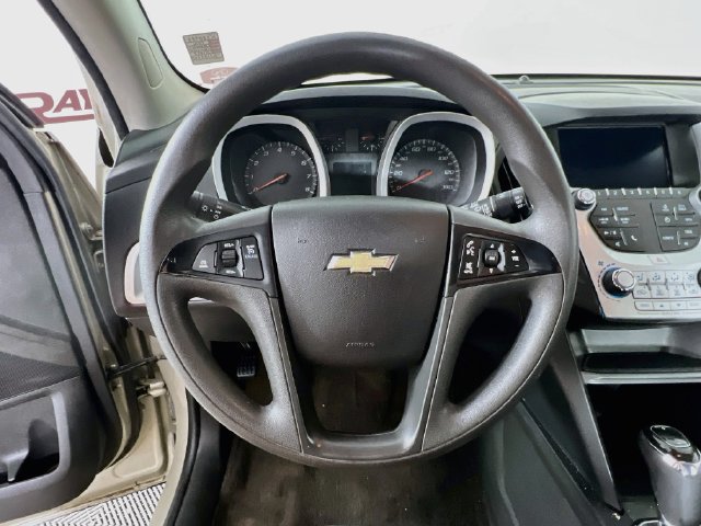 Used 2016 Chevrolet Equinox LS AWD/4WD image 12