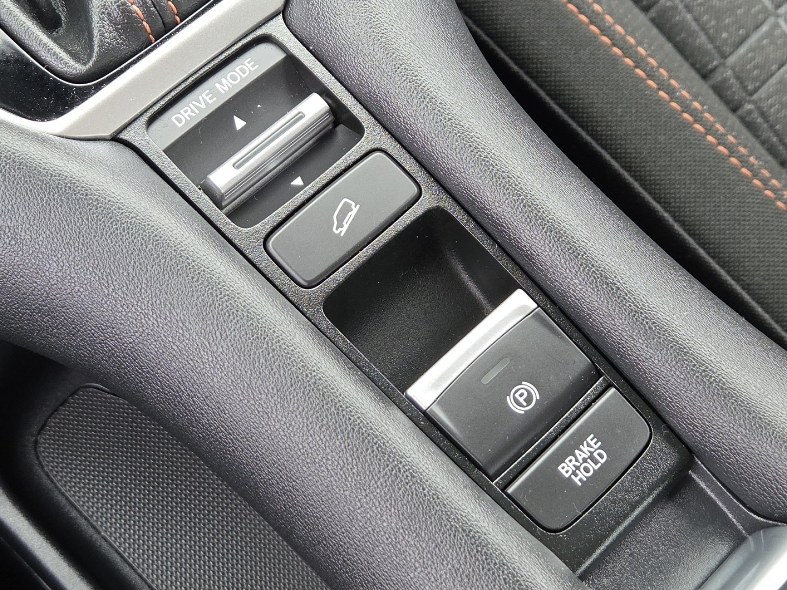 Used 2024 Honda HR-V Sport image 8