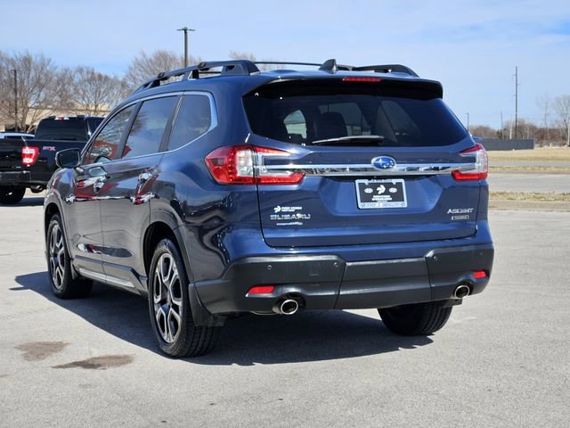 Used 2023 Subaru Ascent Touring AWD/4WD image 3