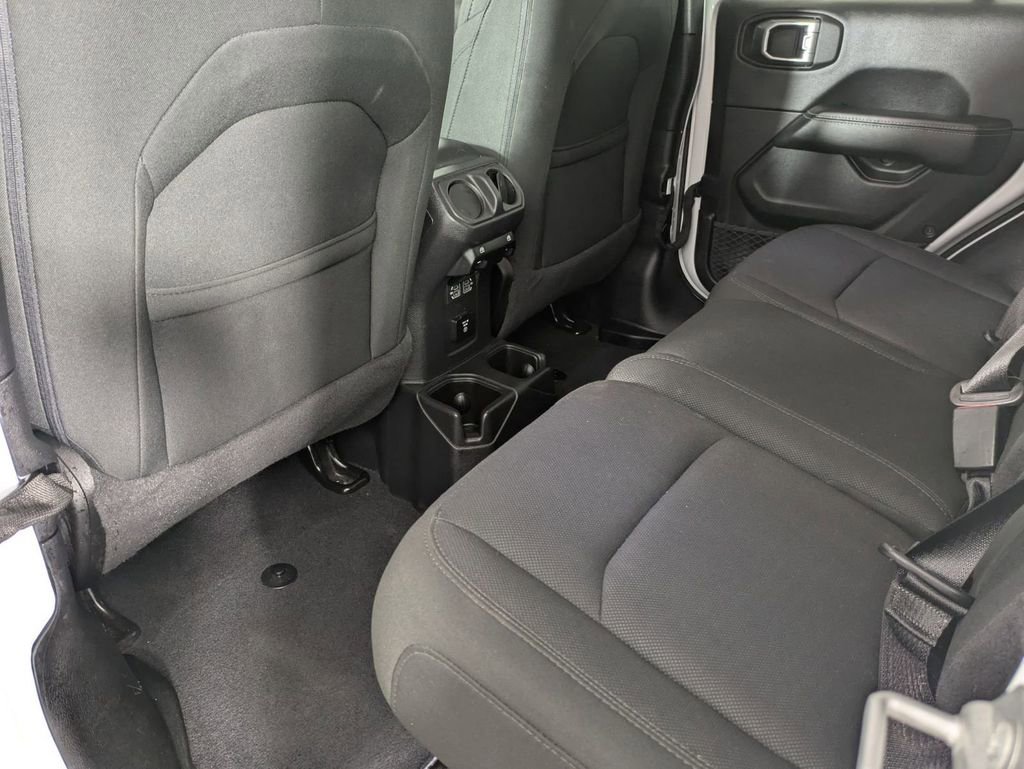 Used 2023 Jeep Wrangler Sahara image 25