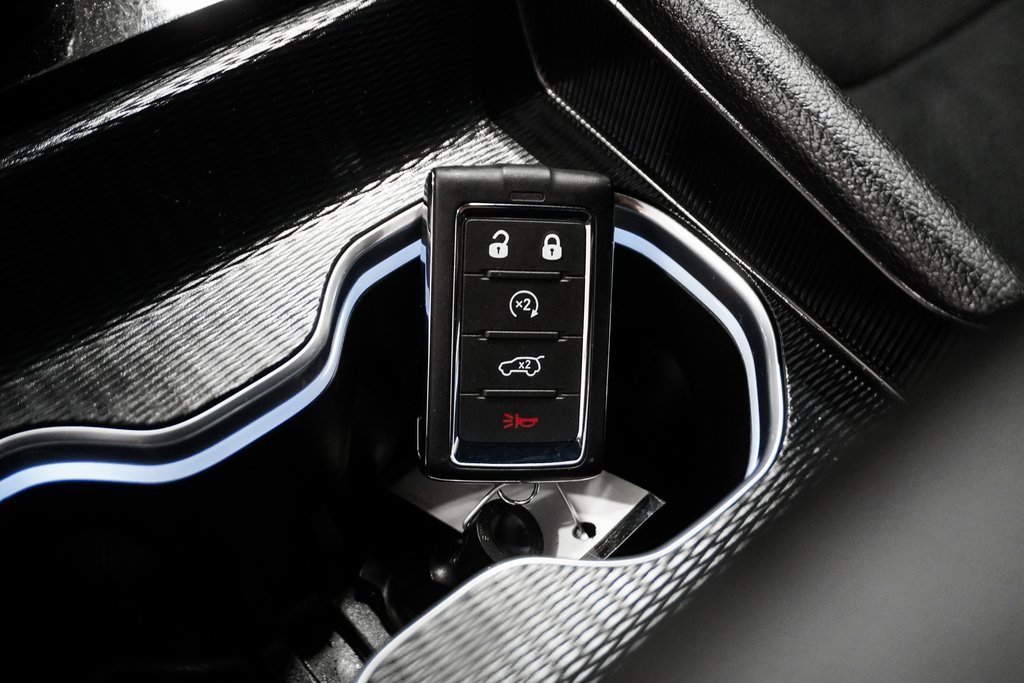 Used 2024 Jeep Grand Cherokee L Laredo image 29