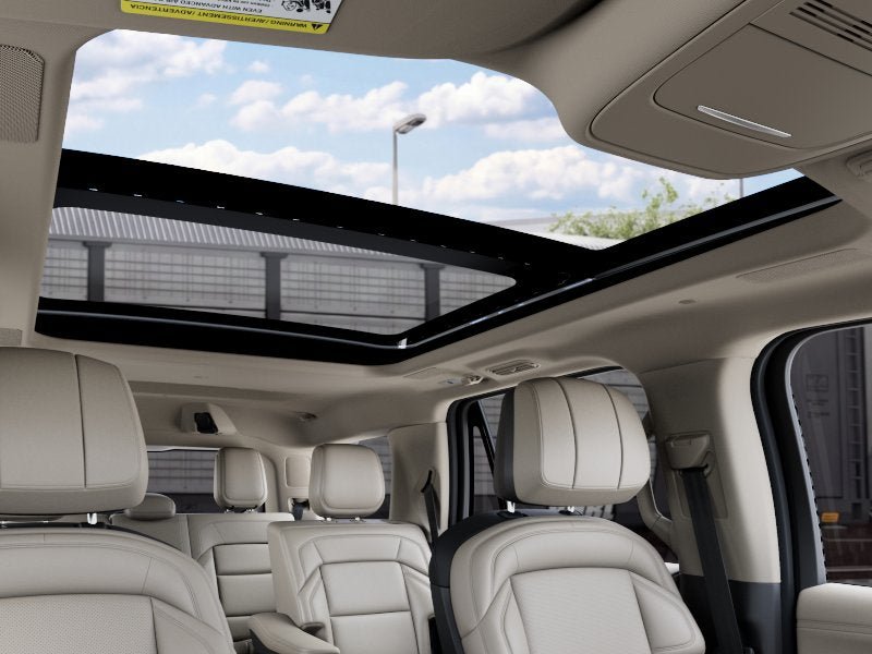 New 2027 Lincoln Navigator Reserve w/ Jet Appearance Package AWD/4WD image 22