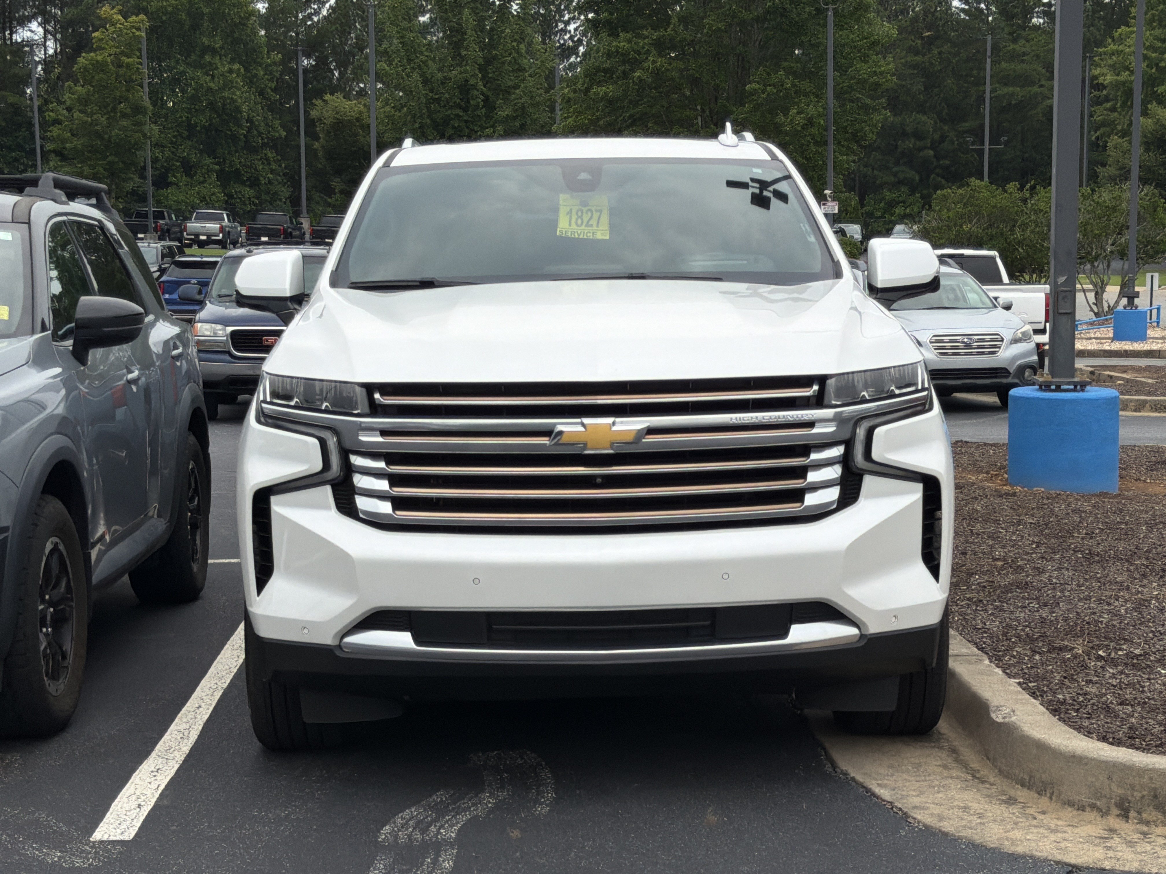 Used 2022 Chevrolet Tahoe High Country AWD/4WD image 11