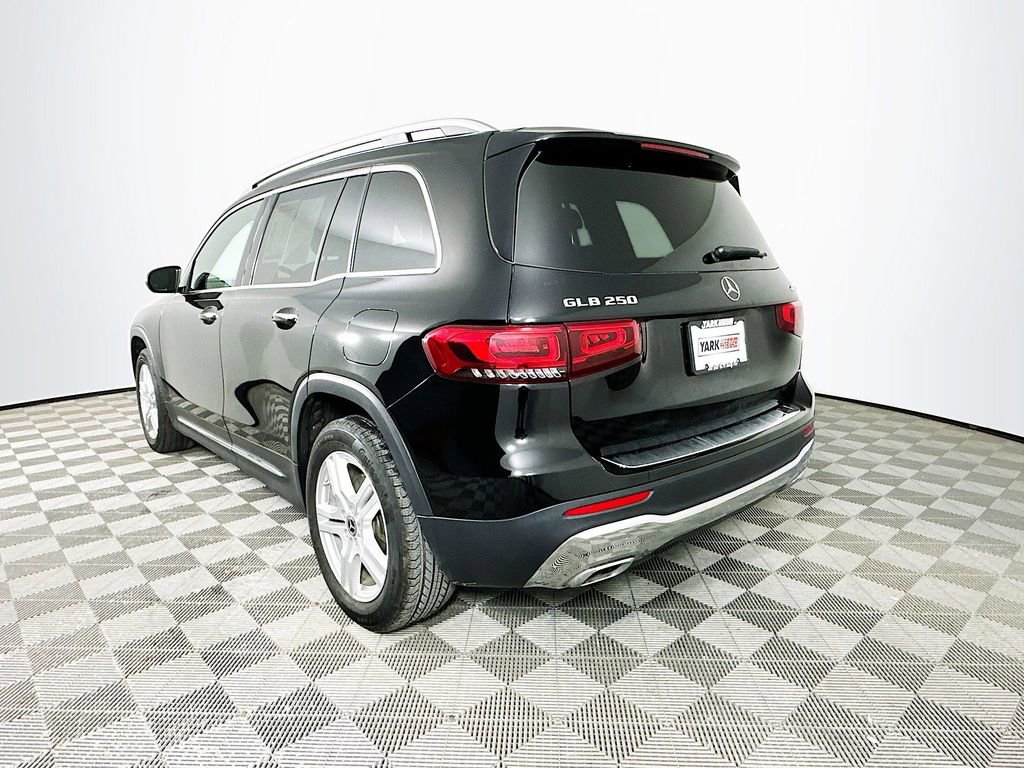 Used 2023 Mercedes-Benz GLB 250 4MATIC image 6