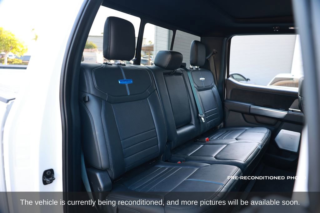 Used 2025 Ford F450 Platinum w/ FX4 Off-Road Package image 13