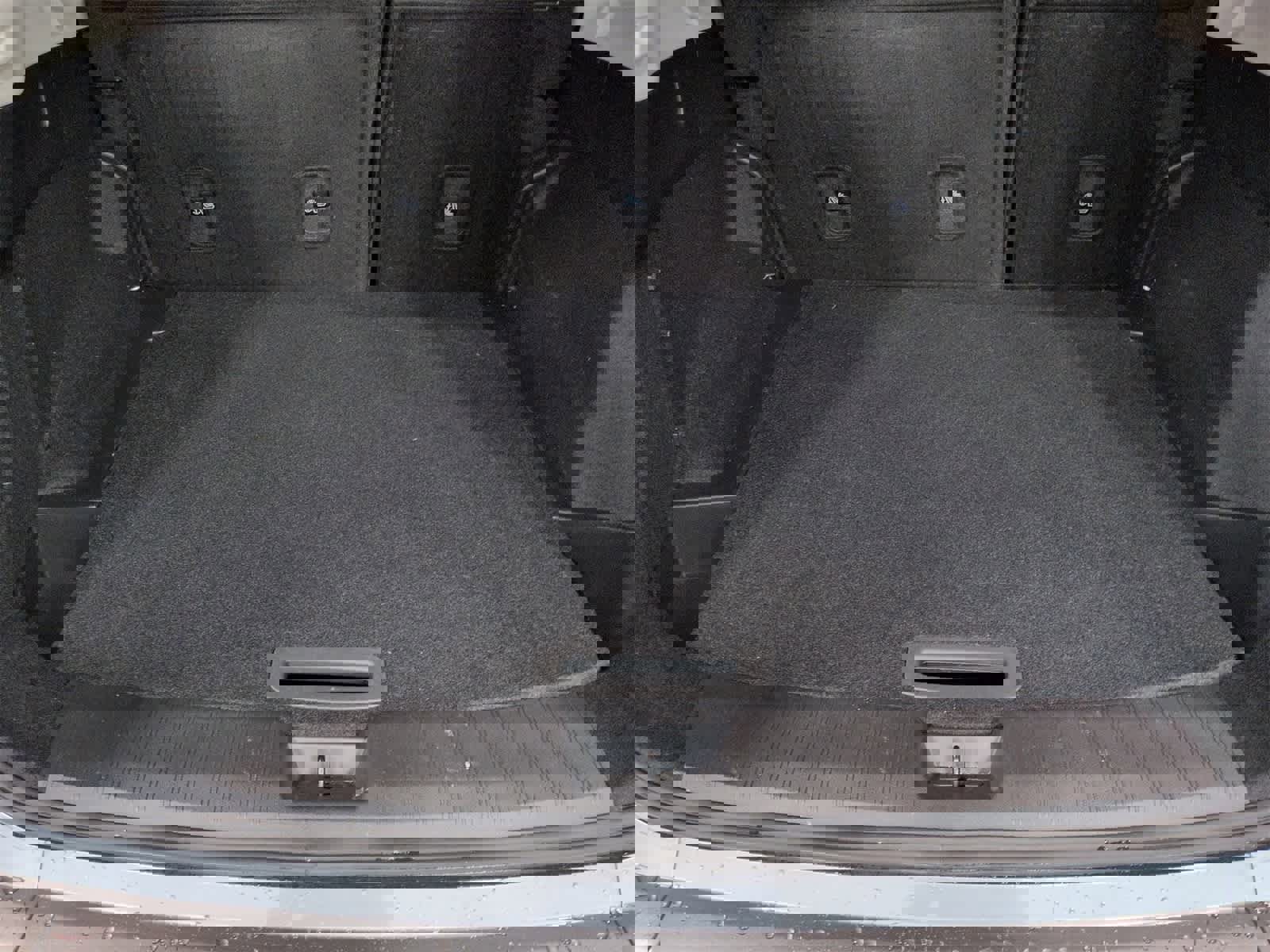 Used 2025 Nissan Rogue SV image 34