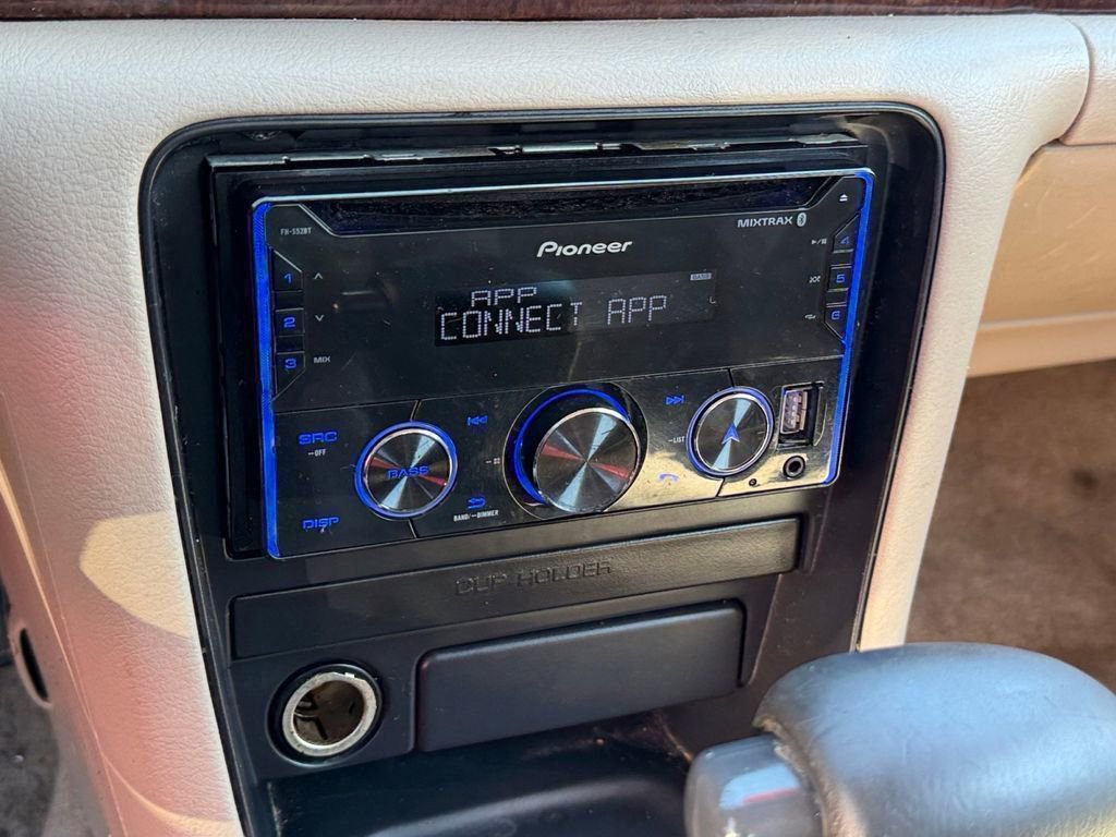 Used 1997 Nissan Altima XE image 13