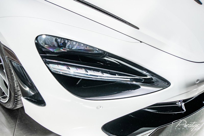 Used 2022 McLaren 720S Spider image 4