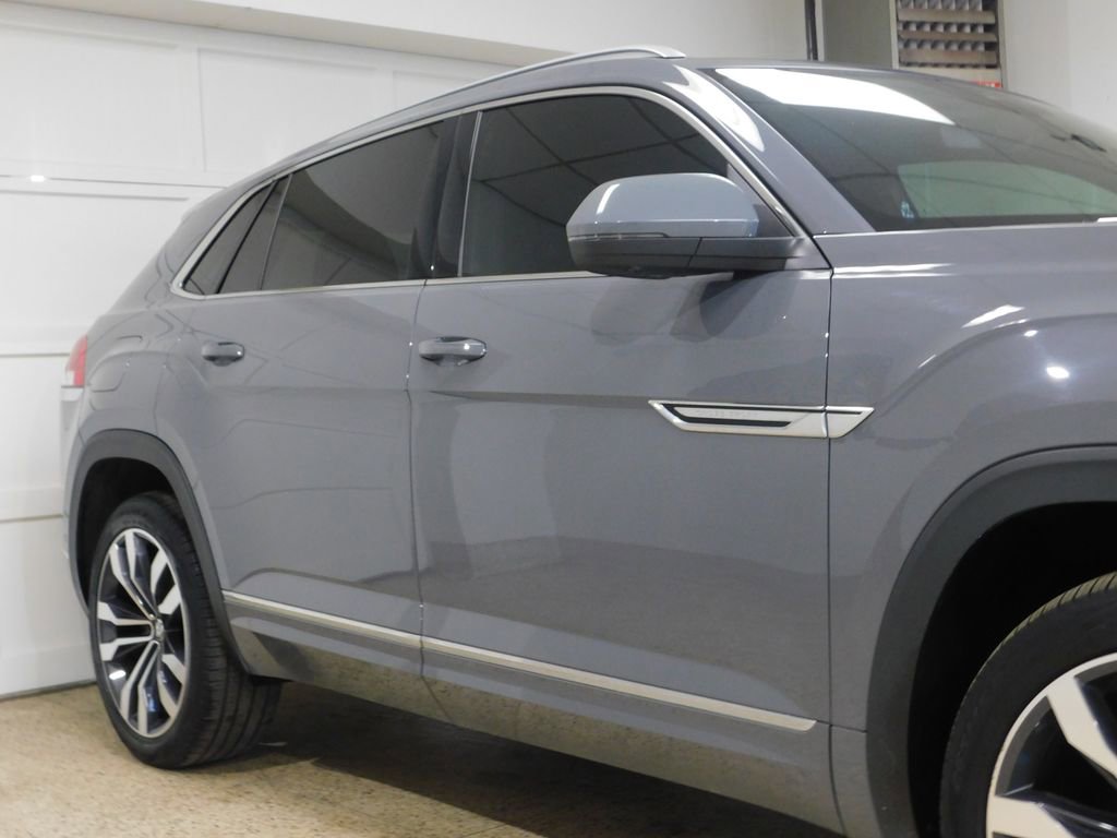 Used 2020 Volkswagen Atlas Cross Sport SEL Premium R-Line image 11