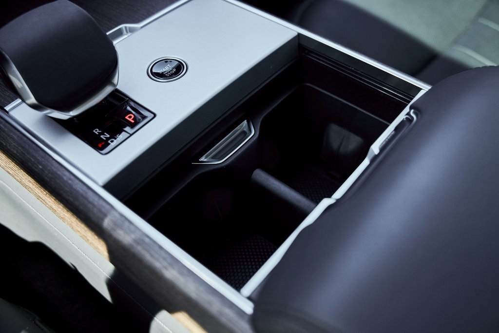 Used 2024 Land Rover Range Rover SE image 57