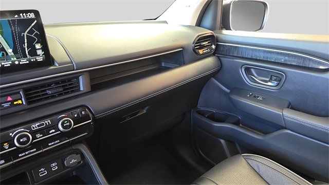 Used 2023 Honda Pilot Elite image 21
