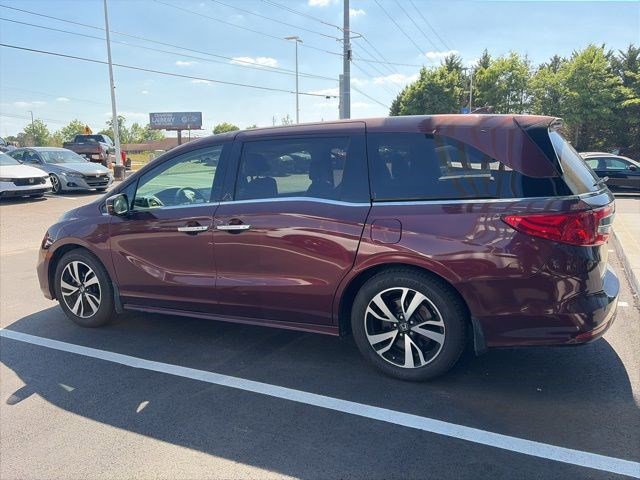 Used 2019 Honda Odyssey Elite image 2