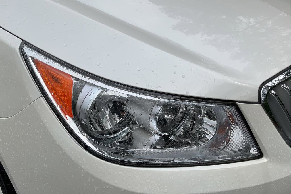 Used 2011 Buick LaCrosse CXL FWD image 30