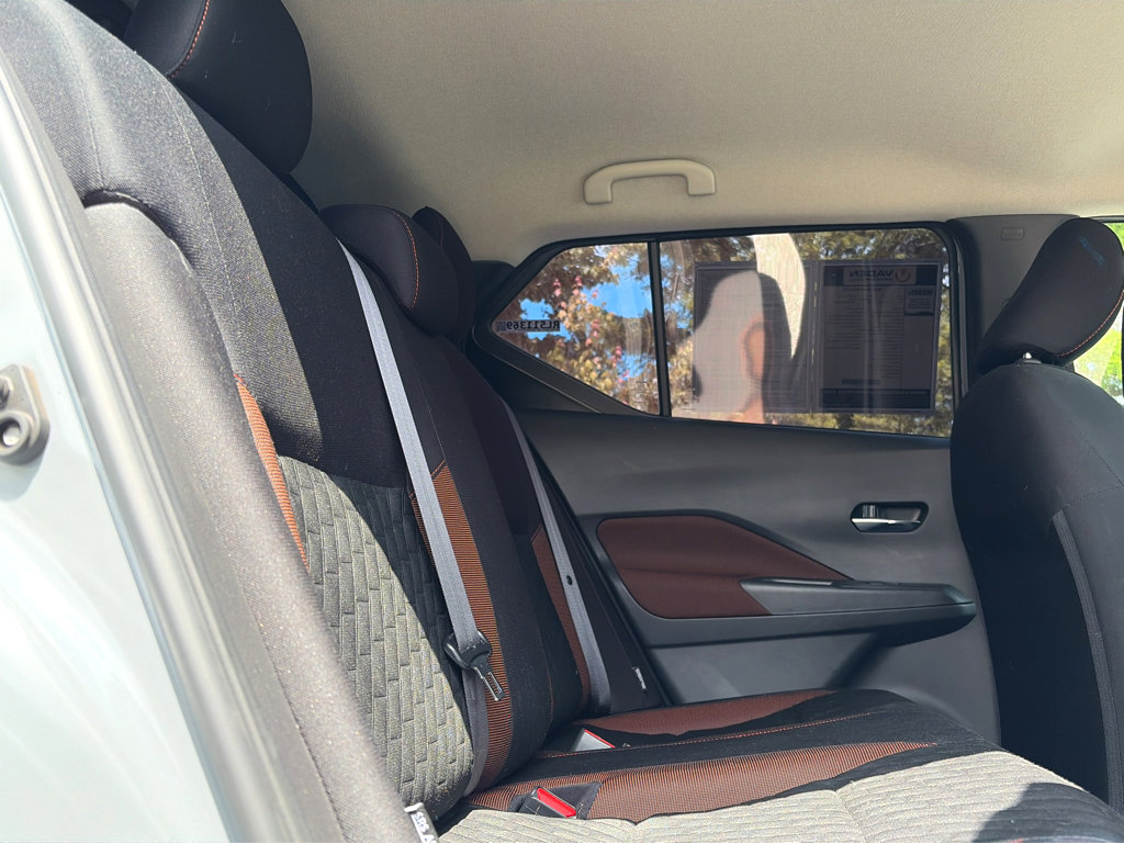 Certified 2024 Nissan Kicks SR FWD image 25