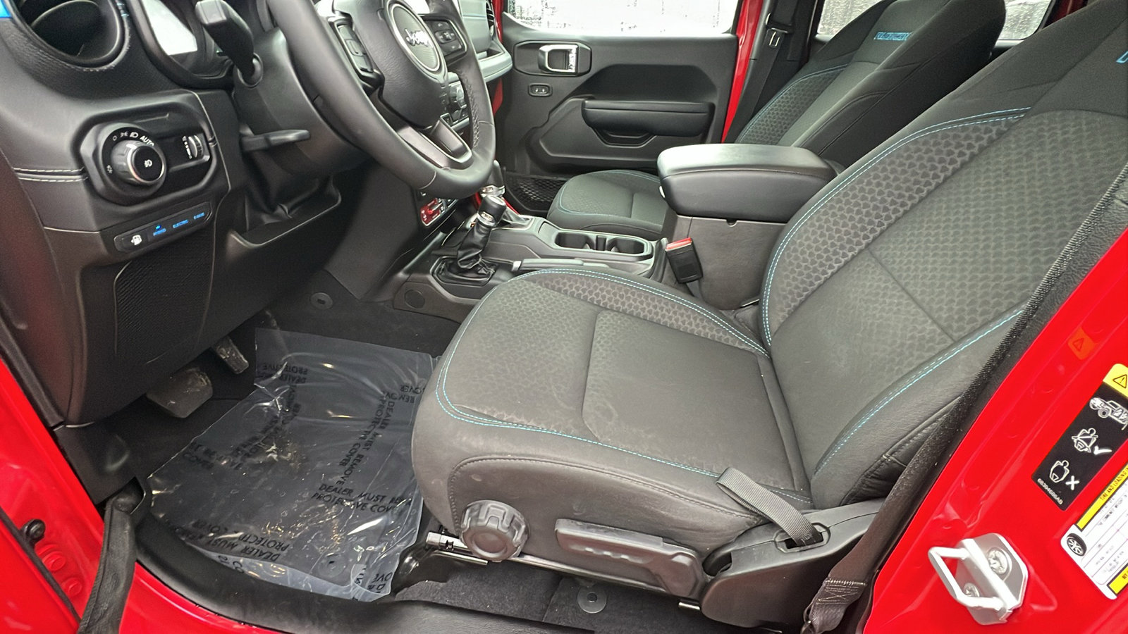 Used 2025 Jeep Wrangler 4xe Rubicon 20th Anniversary w/ Convenience Group image 16