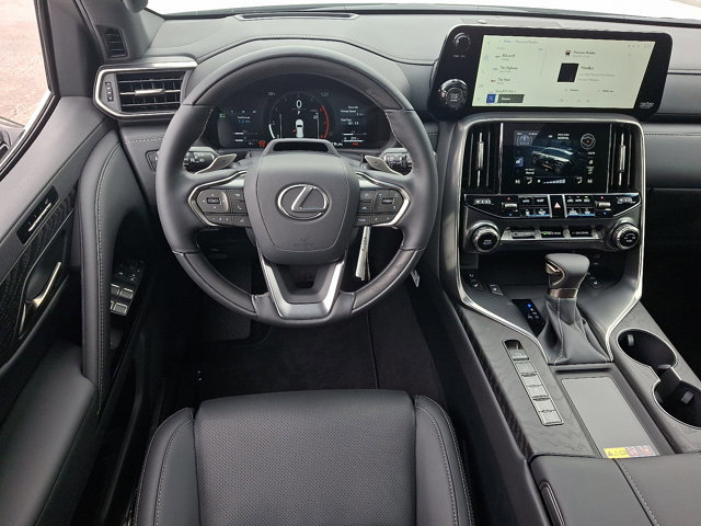 New 2026 Lexus LX 600 4WD w/ Luxury Package image 8
