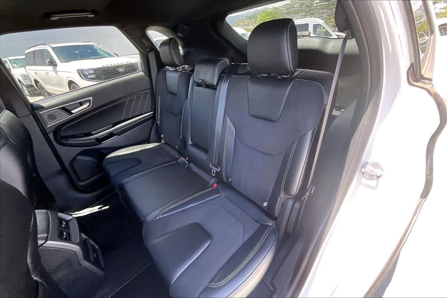 Used 2023 Ford Edge ST AWD/4WD image 29