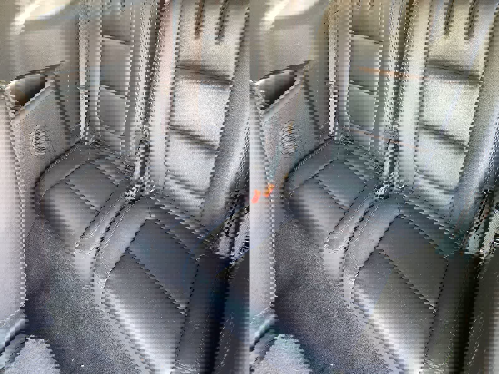 Used 2013 Ford Explorer XLT image 30