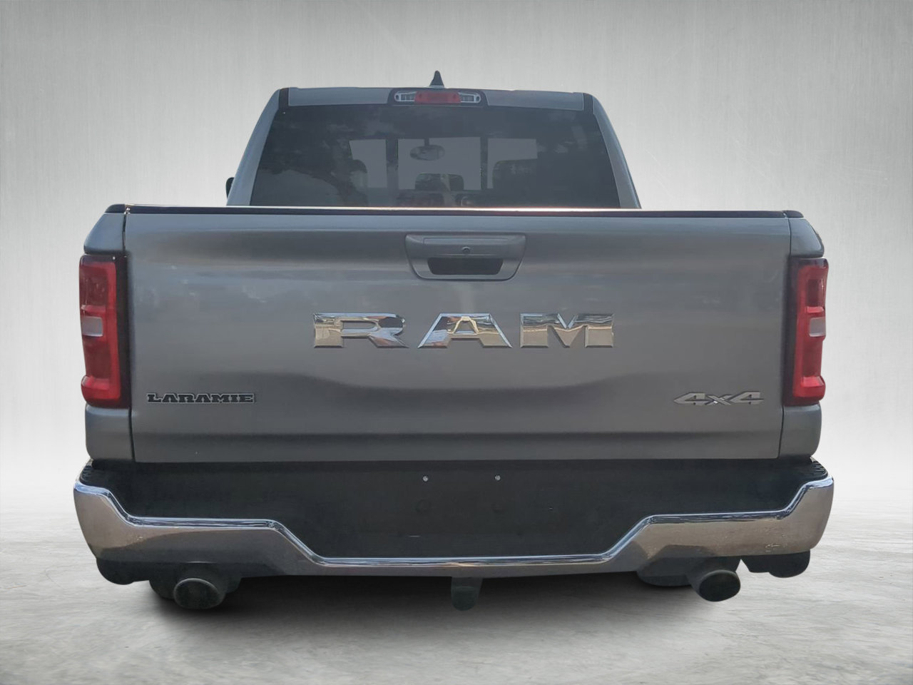 Used 2025 RAM 1500 Laramie image 4